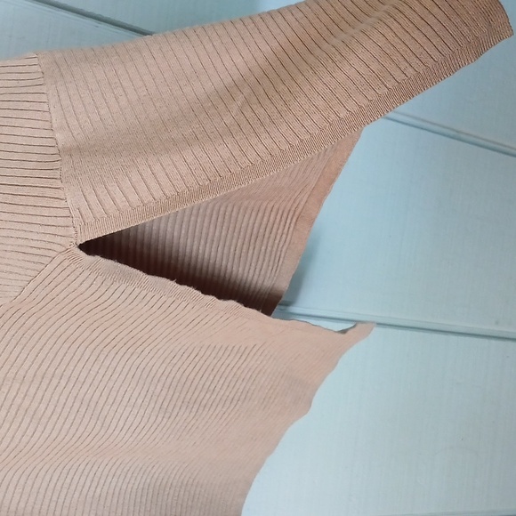 New York & Co NWT Light Brown Tan Ribbed Tunic Sweater With Front Slit Large - Picture 6 of 9